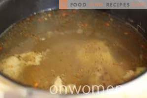 Krompirjeva juha z jagnjetino v počasnem štedilniku