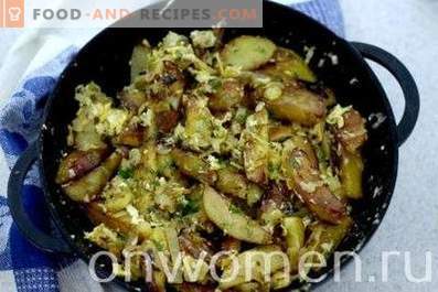 Potatis stekt med lök, vitlök och ägg
